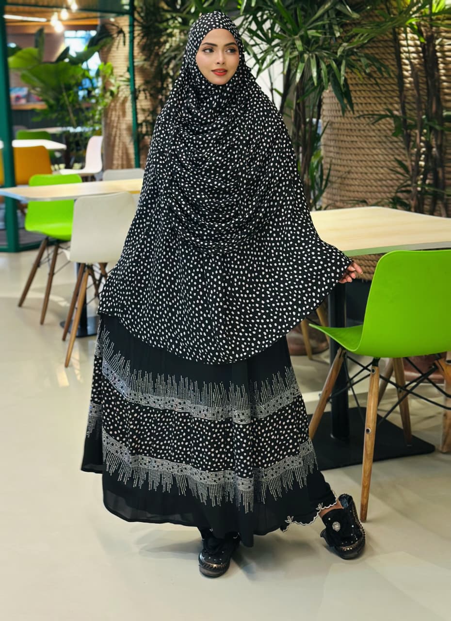 পার্টি কালেকশন বোরকা ও হিজাব কম্বো সেট 🌸 - এস